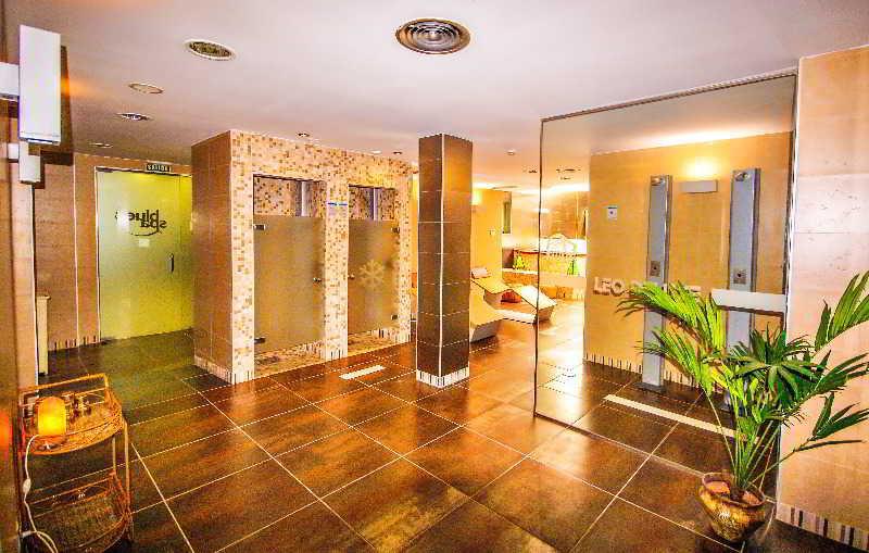Leo Deluxe Punta Umbria (Adults Only) Apartment Exterior photo